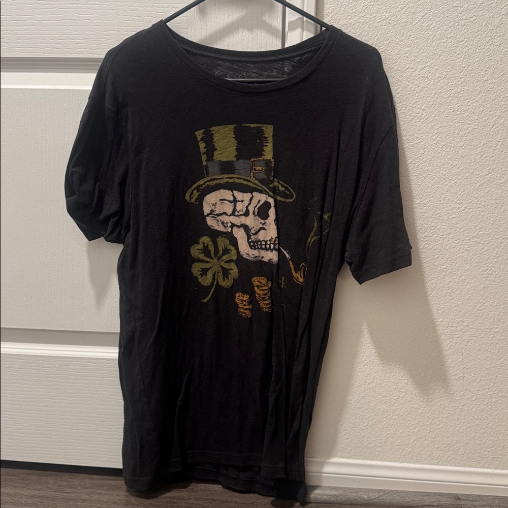 Lucky Brand Black T-Shirt with Skull and Top Hat Design